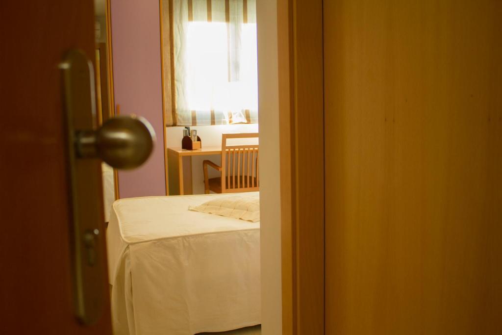 Hotel Restaurante Caracho Corella Habitación foto
